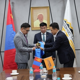 “ЭРДЭНЭС ТАВАНТОЛГОЙ” ХК-Д ОНЦГОЙ ДЭГЛЭМ ТОГТООЖ, БҮРЭН ЭРХТ ТӨЛӨӨЛӨГЧИЙН БАГ ТОМИЛЛОО