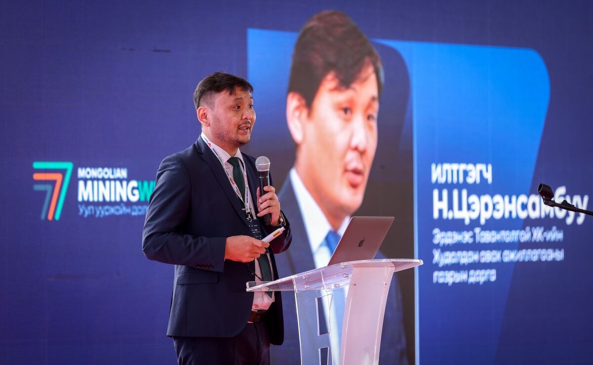 УИХ-ын Дэд дарга Б.Пүрэвдоржид “хөөгдсөн” Н.Цэрэнсамбуу юу хэлэв